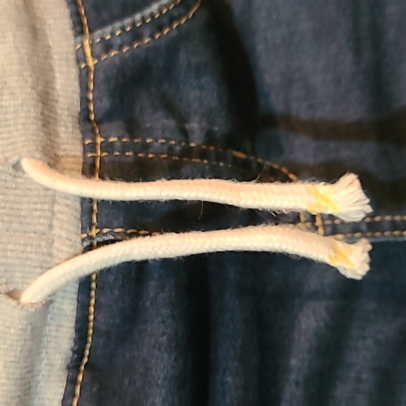 3T Toddler Cat& Jack Straight Jeans - Picture 4 of 8